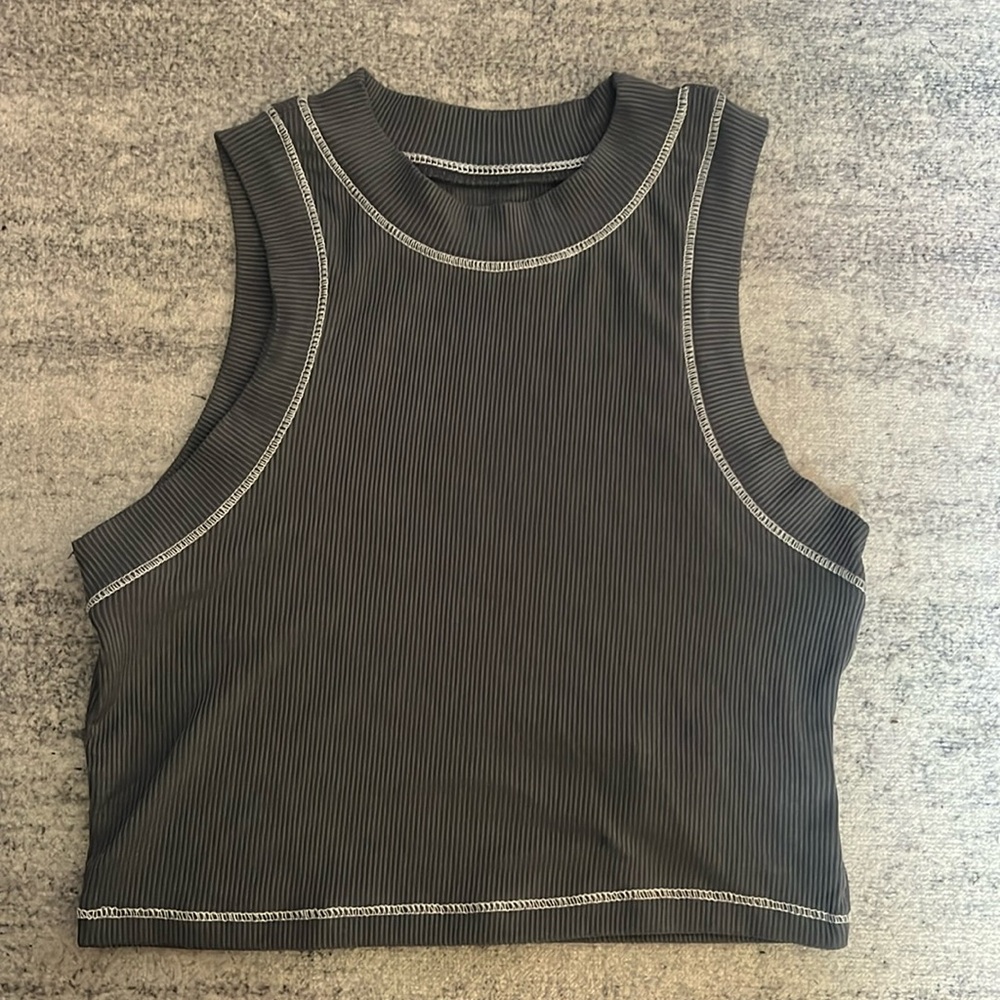 size xs shein grey cropped halter neck tank top with white stitching